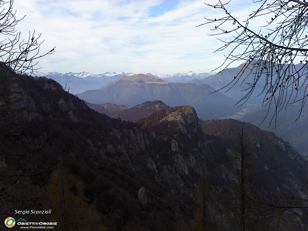 64 Monte Muggio e Alpi Retiche.jpg